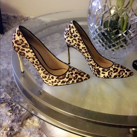 Shoe 👠 - Picture 3 of 8